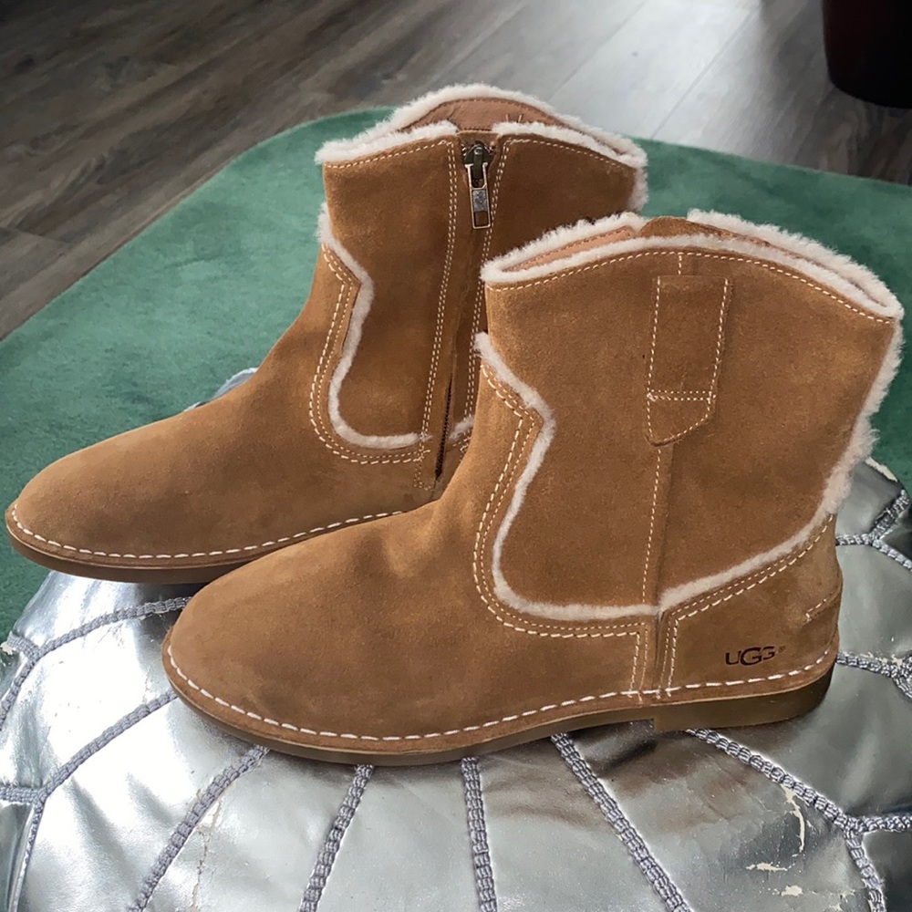 UGG Catica Cowboy Boots